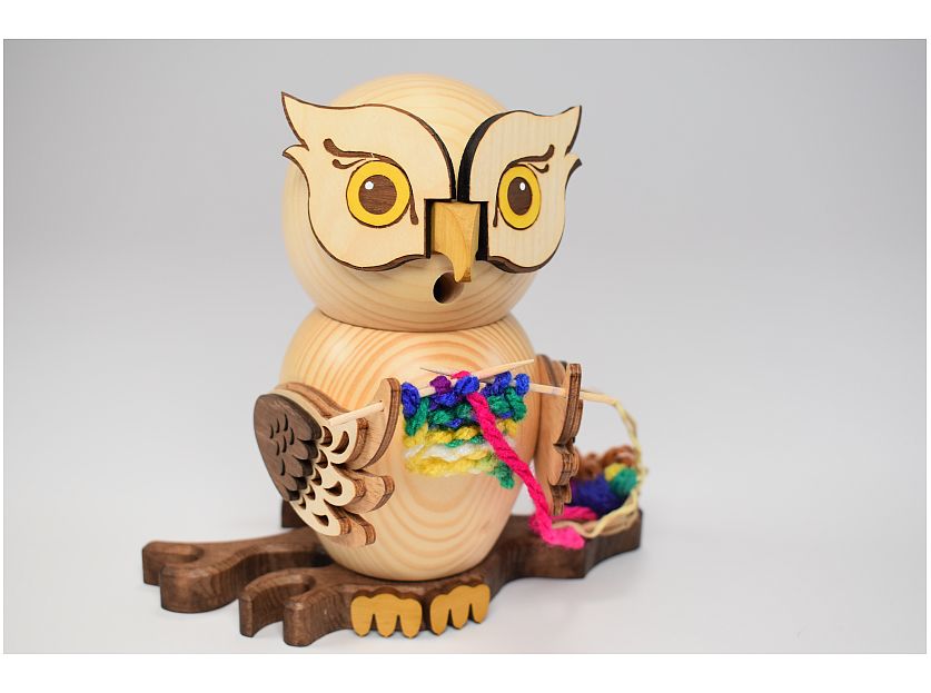 Kuhnert - Smoking figure owl with embroidery kit (with video)
