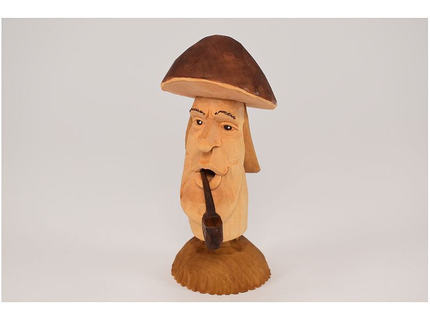 Dregeno - Smoking mushroom brown cap carved