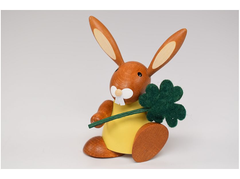 Dregeno - Hare yellow with shamrock