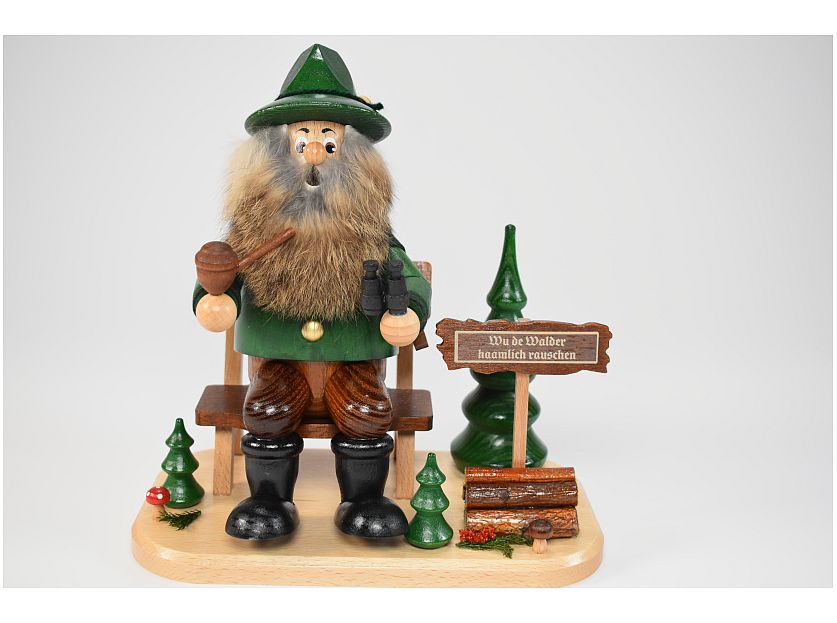 DWU - Smoker dwarf forester on bench (with video)