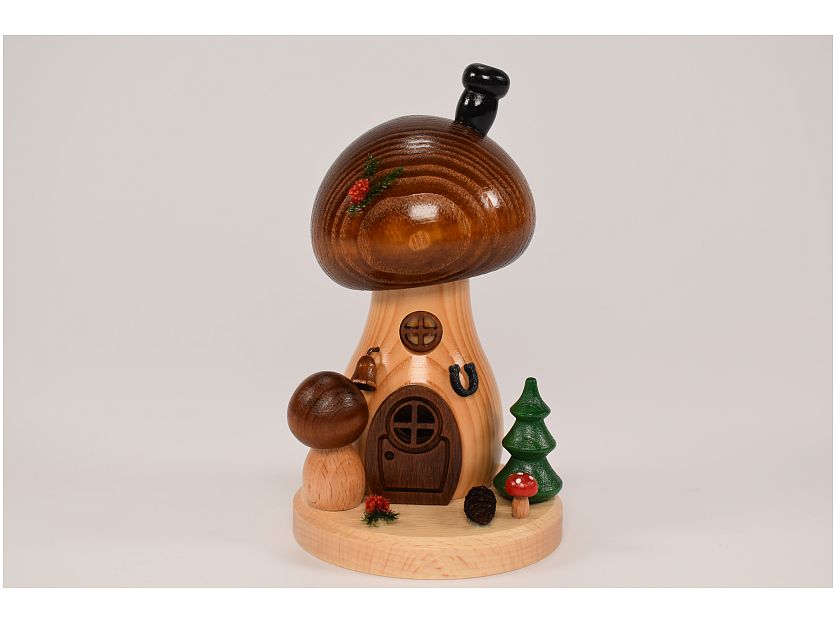 DWU - brown cap, rounded high