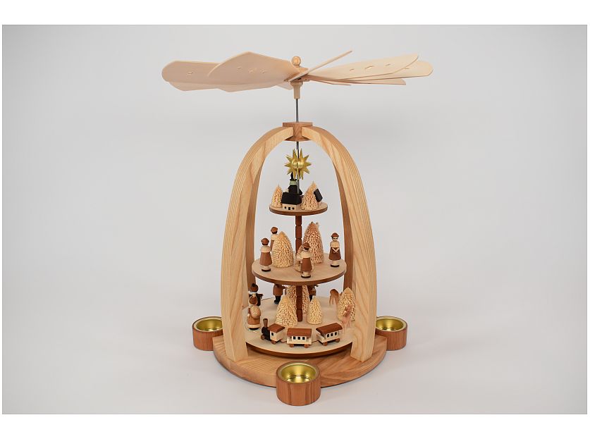 Knut Neuber – Tea light pyramid, 3-tiered