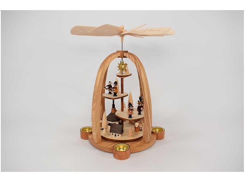 Knut Neuber – Tea light pyramid with Seiffen motif