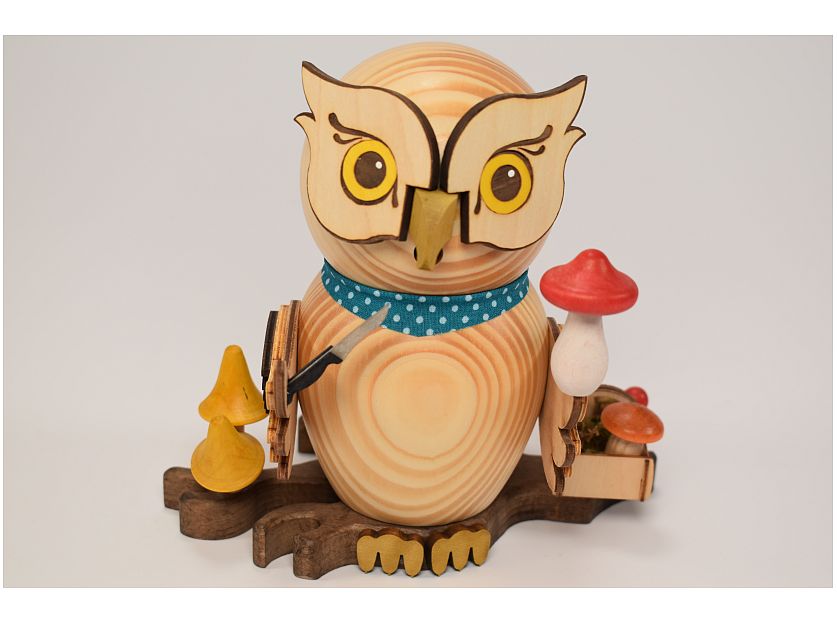 Kuhnert - smoke owl mushroom picker