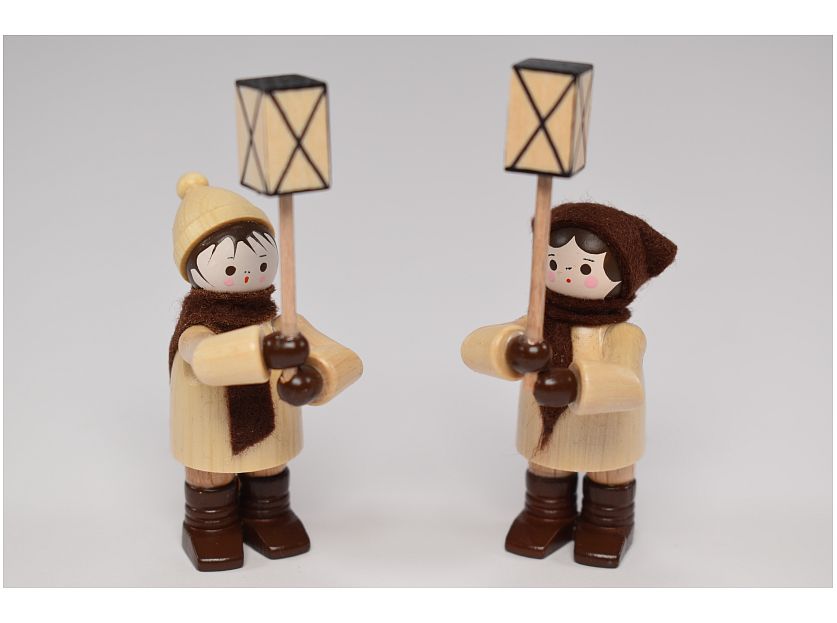 Romy Thiel - Lantern children (2) nature