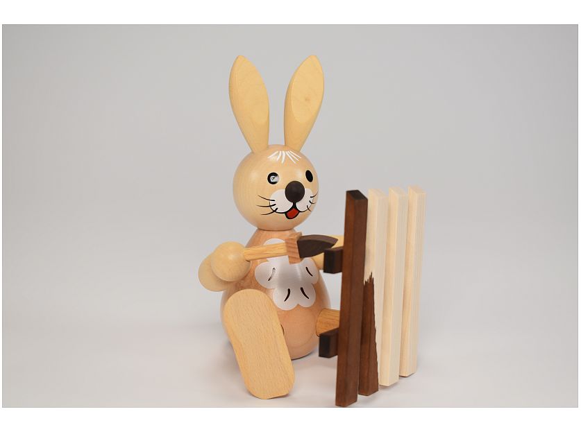 Wagner - Easter bunny with fence medium