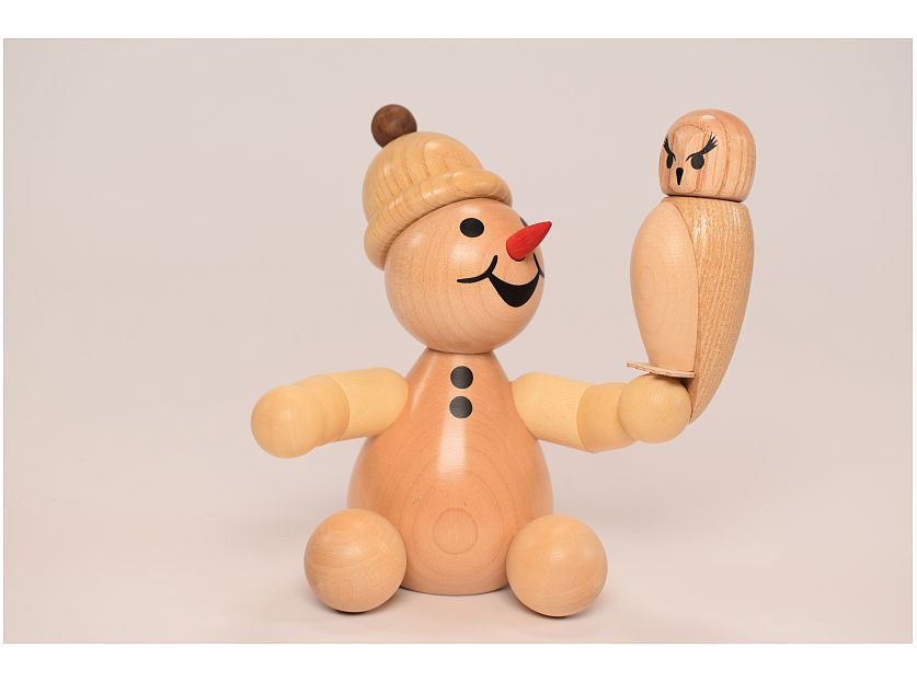 Wagner - Snowman Junior with eagle owl