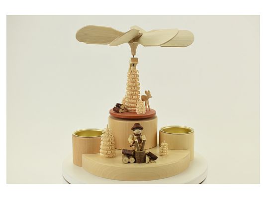 Pyramid with deers and lumberjck (made for tea lights)