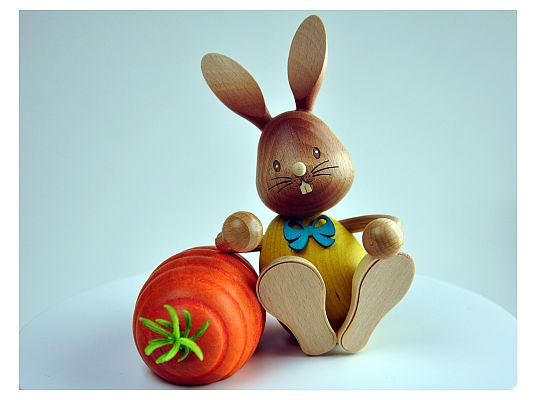 Kuhnert - Stupsibunny with carrot