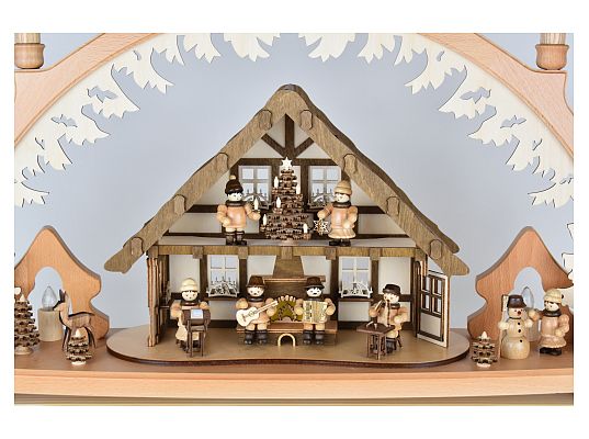 Lenk - candle arch house of the Ore Mountains with Hutzenstube and light