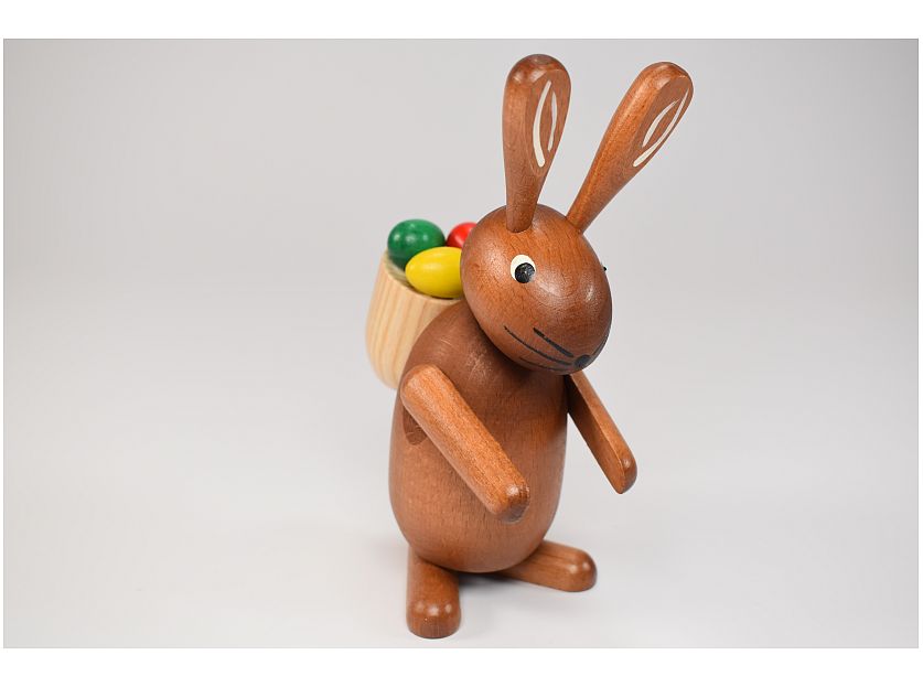 Dregeno - Bunny with egg basket brown stained