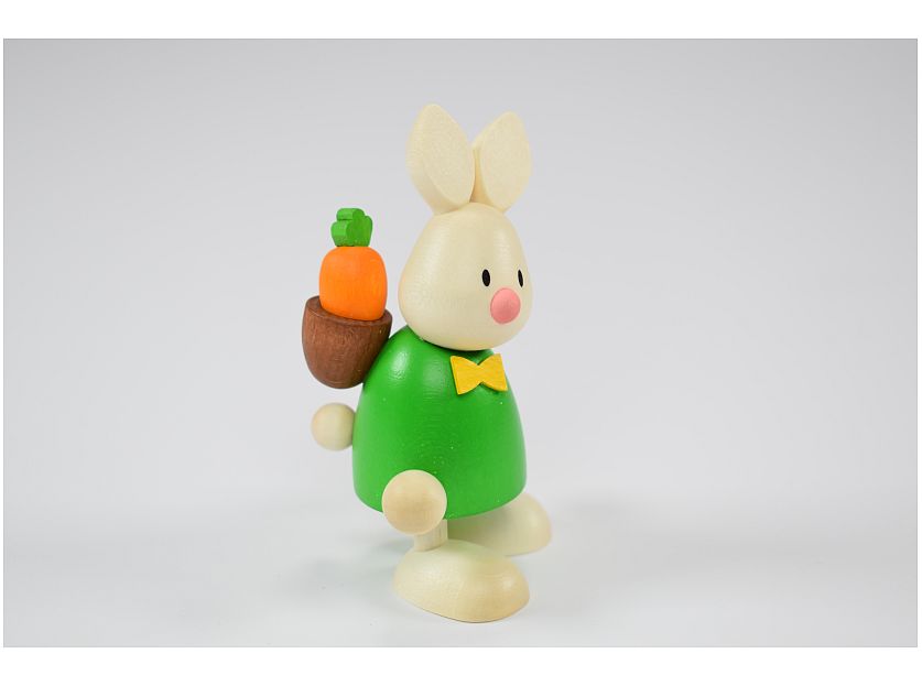 Hobler - rabbit Max sthend with backpack and carrot