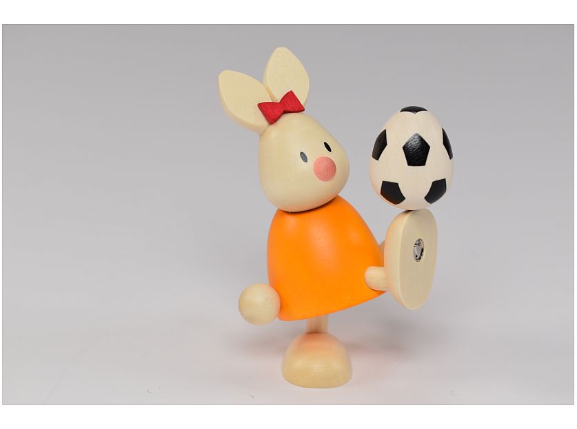 Hobler - Emma with soccer ball