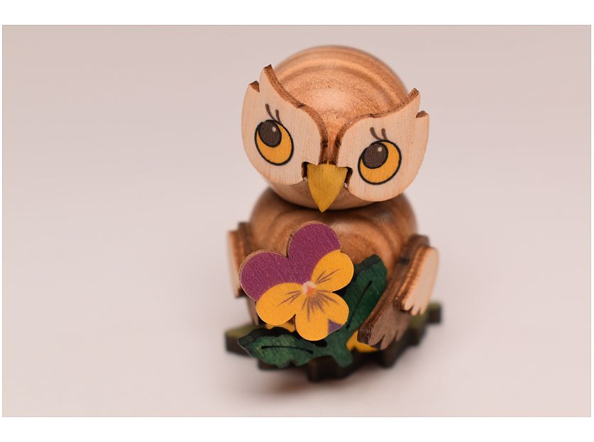 Kuhnert - Owl child with flower