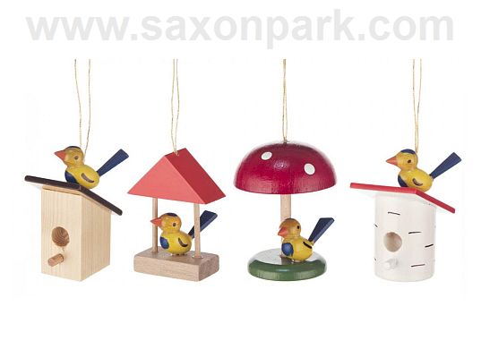 ornaments with different bird houses
