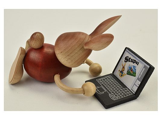 Kuhnert - Stupsi bunny with laptop (with video)