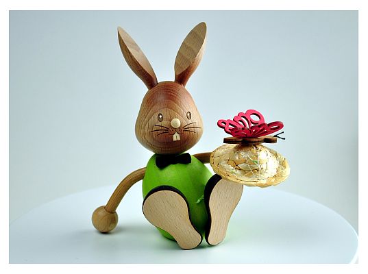 Kuhnert - Stupsi bunny with butterfly